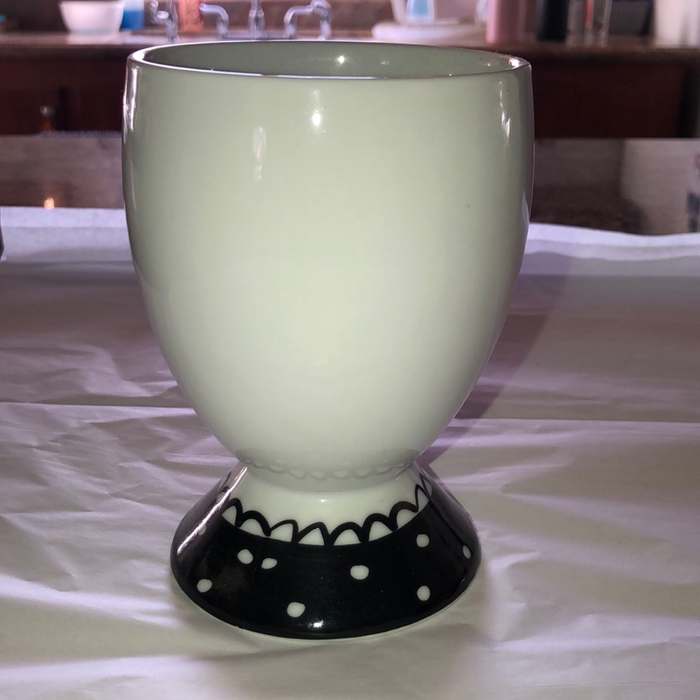Makeup brush holder - Picture 3 of 5